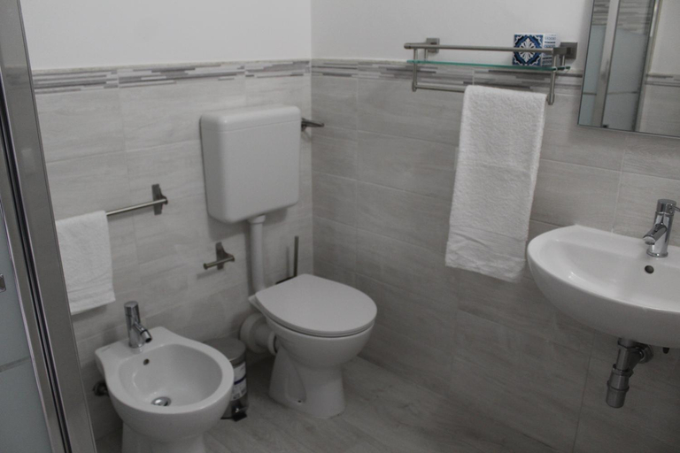 Others 4, Rahal B&B, Palermo