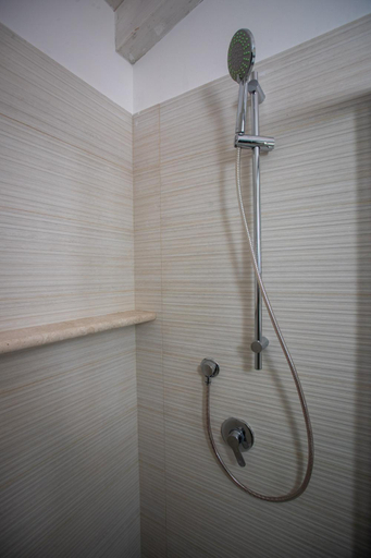 Bathroom 3, Rena Majore Country Resort, Sassari