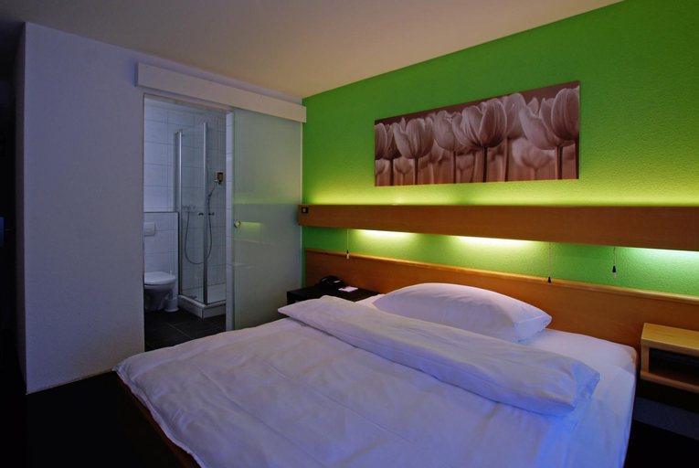 Bedroom 9