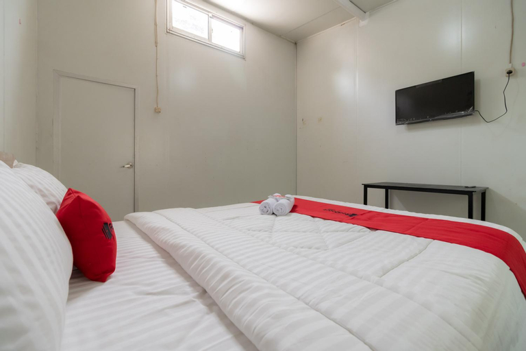 Bedroom 9
