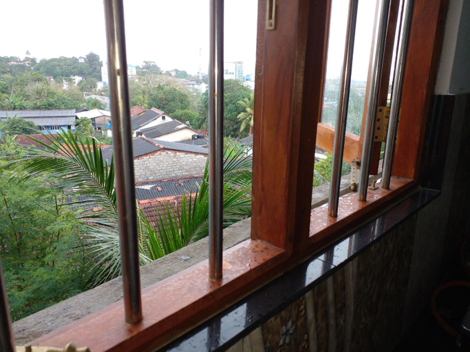 Others 5, Galle City Nest, Galle Four Gravets