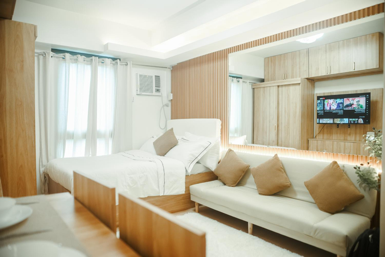 Manila Serenity: Stylish Studio Retreat in QC, Quezon City