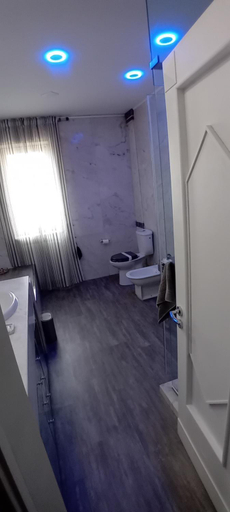 Others 4, SUITE184, Bari