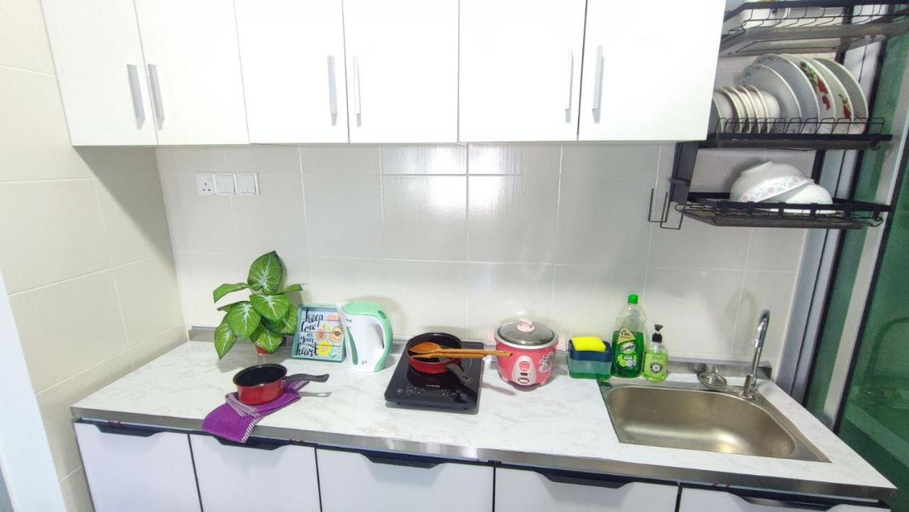 Others 3, 3A YOLO Budget Condo, Kuala Lumpur