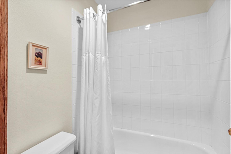 Bathroom 4, River Mountain Lodge, Summit