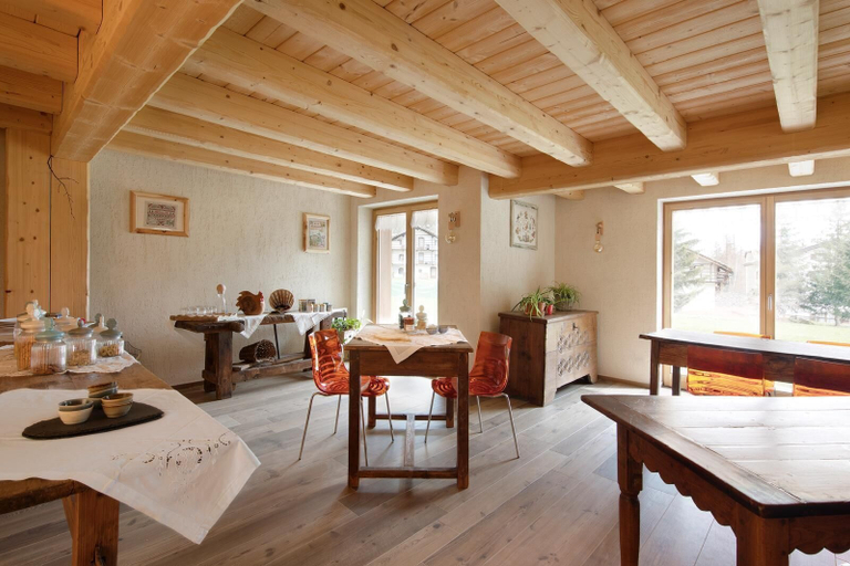 Others, Bed and breakfast Alchemilla, Aosta