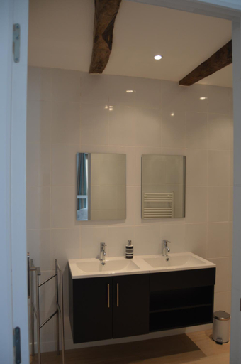Bathroom 3, Gites du Manoir, Côtes-d'Armor