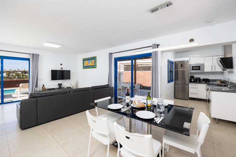 Others 5, Villa Beyond, Las Palmas