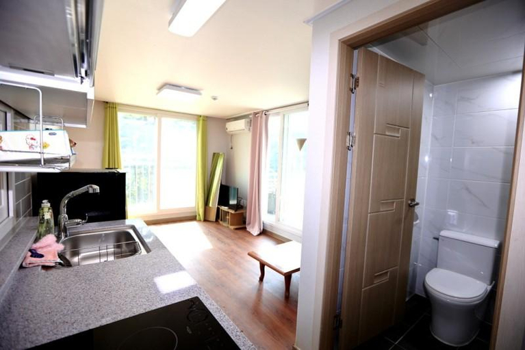 Others 3, Yangpyeong First House Pension Under the Sky, Gapyeong