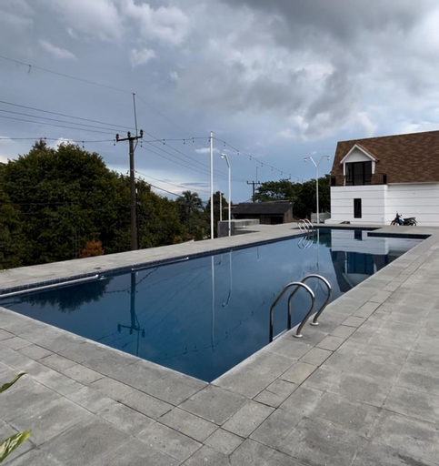 Swimming Pool 11