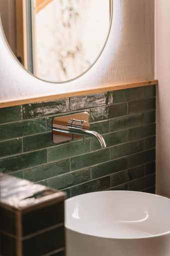 Bathroom 24