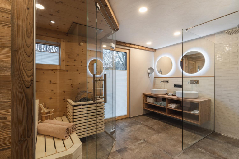 Bathroom 19