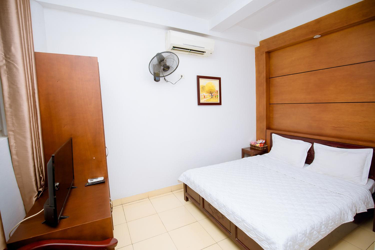 Bedroom 3, Viet Huong Hotel, Ninh Bình