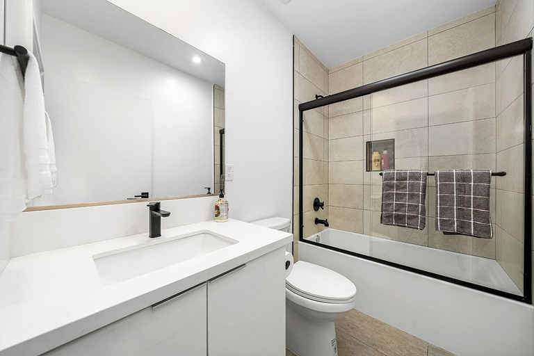 Bathroom 3, The Melrose Hollywood, Los Angeles