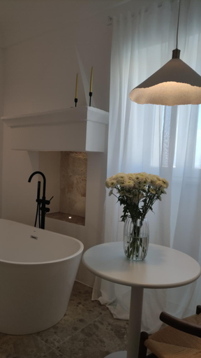 Others 2, PALAZZO CAMERLENGO Suites Relax, Brindisi