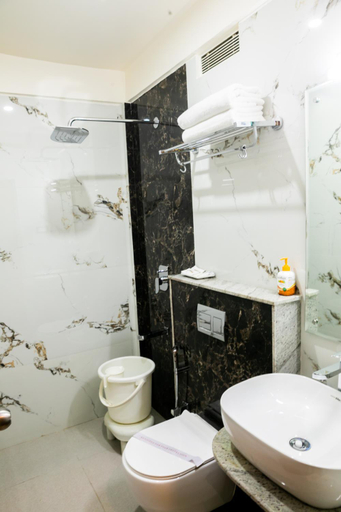 Bathroom 4, Hotel Stay Inn, Bangalore