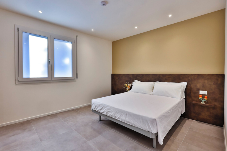 Bedroom 4, Apho Apartment-Hotel, Rimini