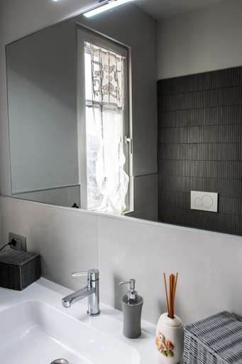 Bathroom 6