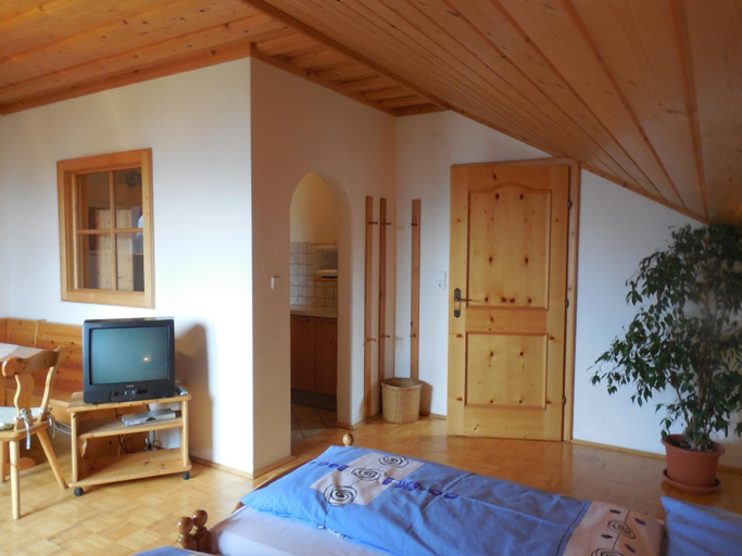 Bedroom 2, Naturpark Bauernhof Sperl, Murau