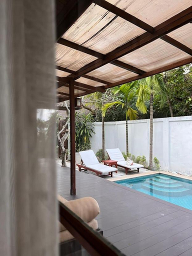 Swimming Pool 12