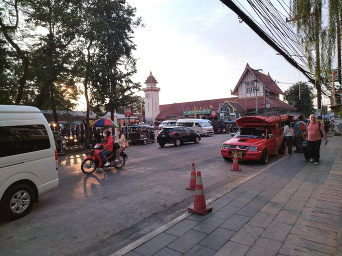 Others 4, 7 pool condo opposite the train station near old city and Nimman, Muang Chiang Mai