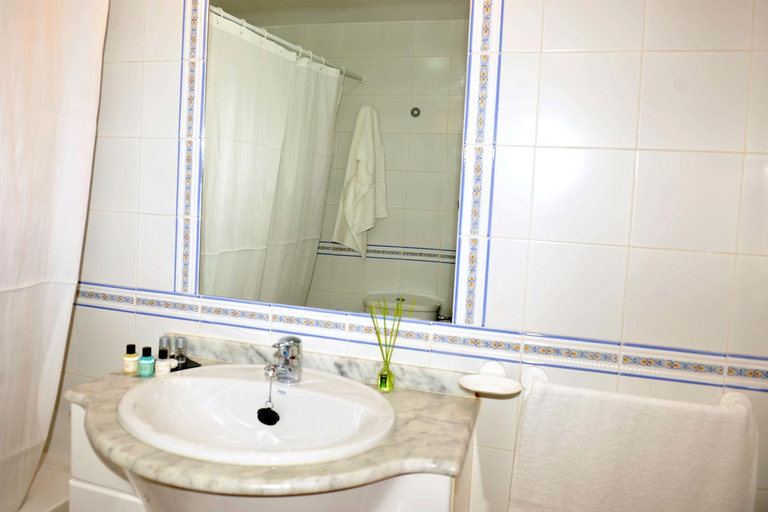 Bathroom, Hotel Rural La Fuentecilla, Málaga