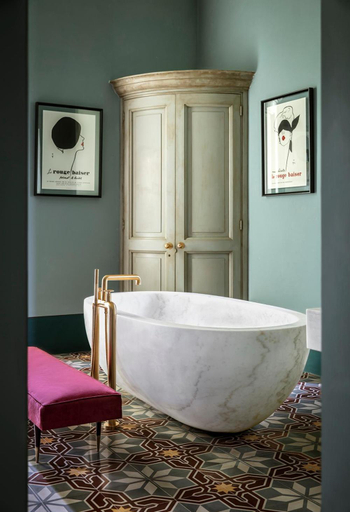 Bathroom 3, Castle Elvira - The Castle, Lecce