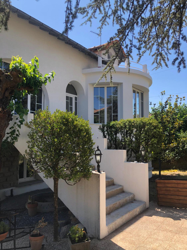 Exterior & Views, La demeure des sens avec spa et sauna, Gard