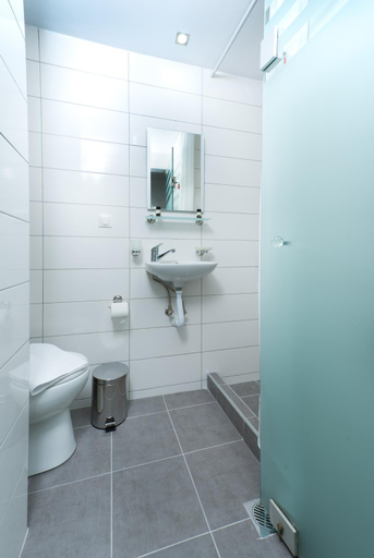 Bathroom 2, La central Apartments, East Macedonia and Thrace