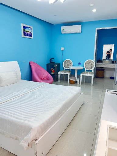 Bedroom 8
