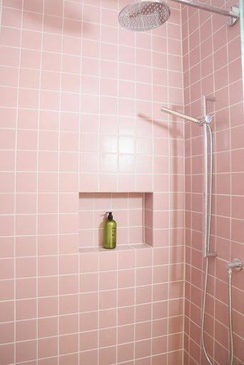 Bathroom 3, Lermooser, Reutte