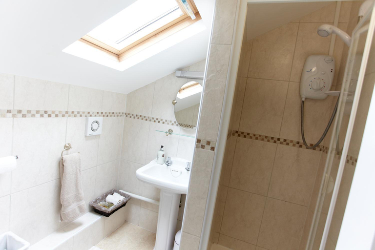 Bathroom 4, The Brick Kilns, Norfolk