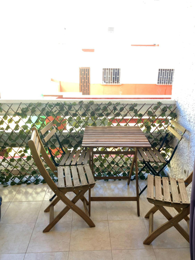 Others 3, Intimate & stylish beach apartment with balcony, Las Palmas