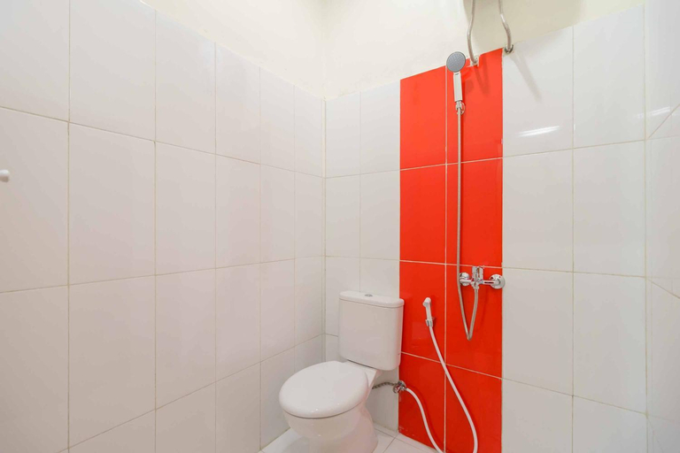 Bathroom 7