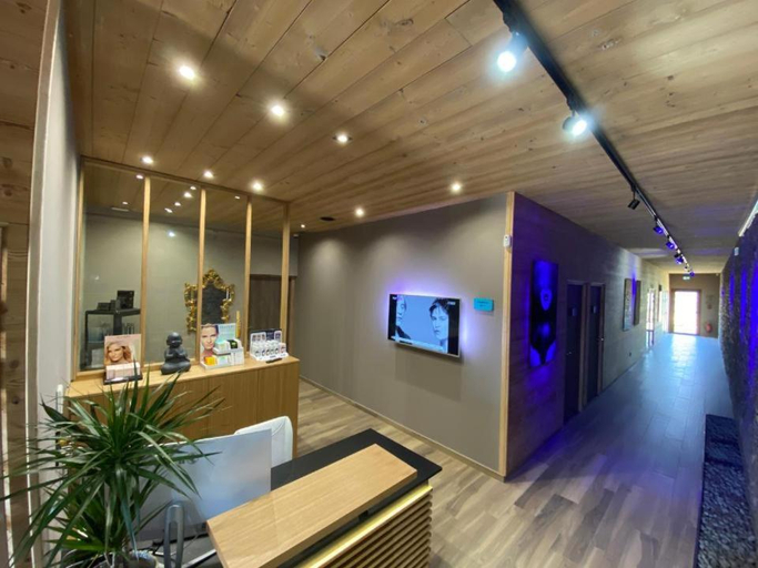 Public Area, Bio Motel, Ain