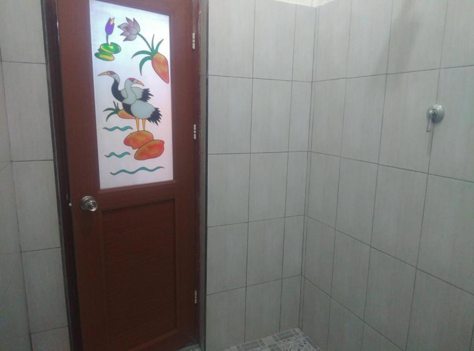 Bathroom 3, Pedek Homestay, Lombok