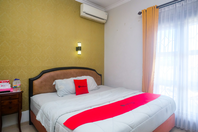 Bedroom 12