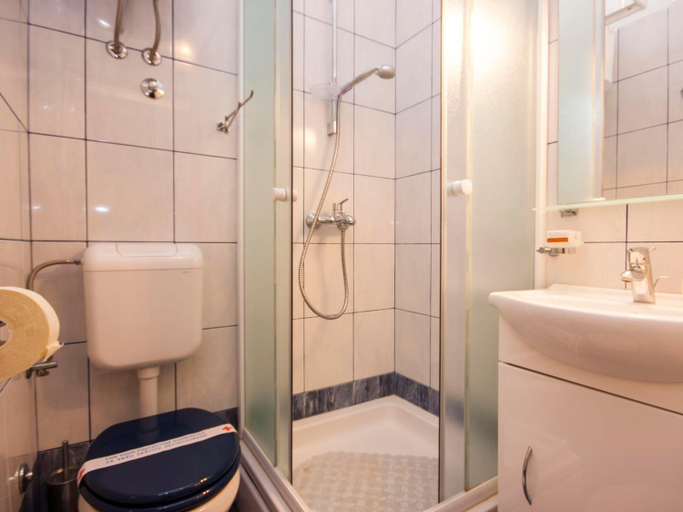 Bathroom, Apartments Grivicic, Šibenik