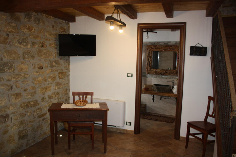 Others 2, B&b Villa Argimusco, Messina
