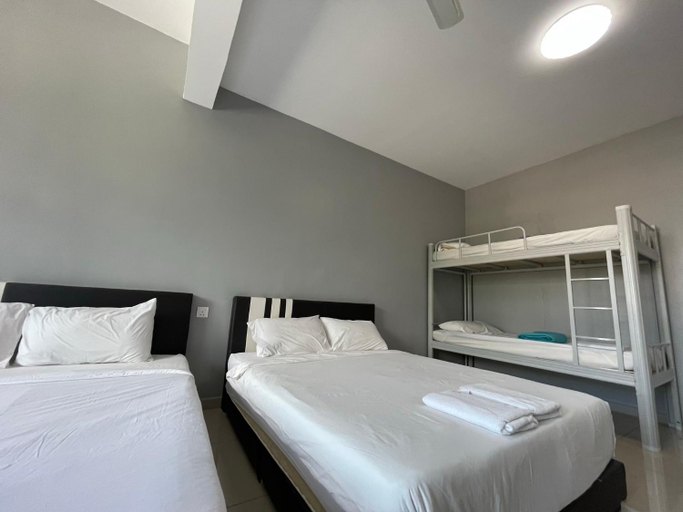 Bedroom 24