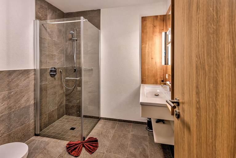 Bathroom 3, Hotel Traumblick, Schmalkalden-Meiningen