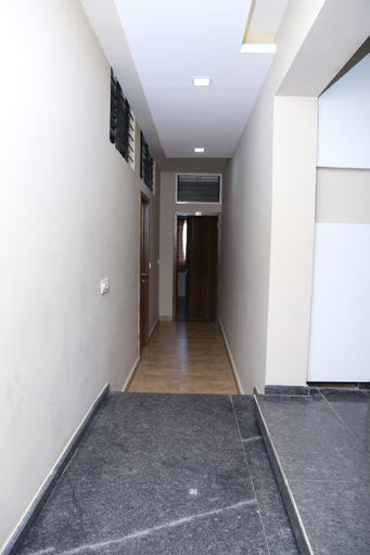 Others 4, Navaratna Palace, Belgaum