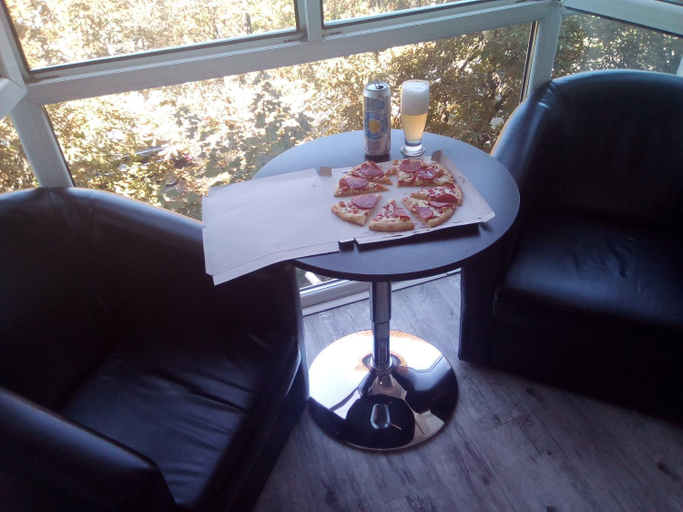 Others 3, Hostel Florentin Camere Bai Comune acces bucatarie Cheap private rooms shared bathrooms kittchen lau, Constanta