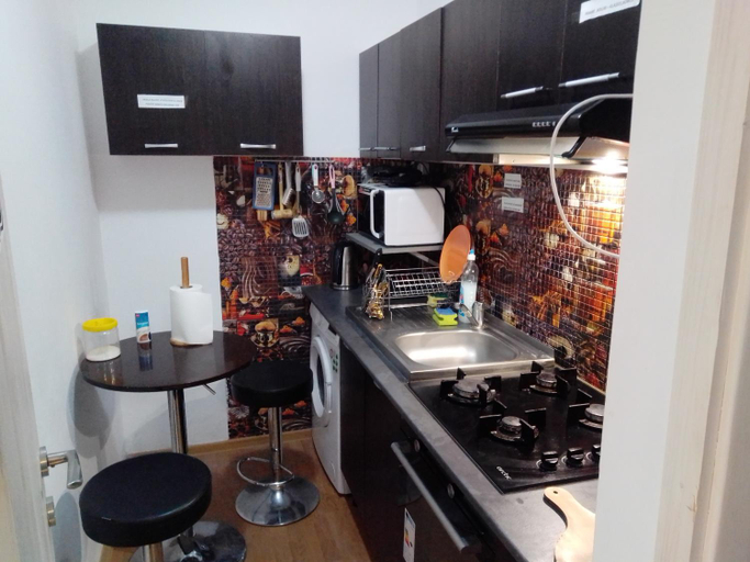 Others 4, Hostel Florentin Camere Bai Comune acces bucatarie Cheap private rooms shared bathrooms kittchen lau, Constanta