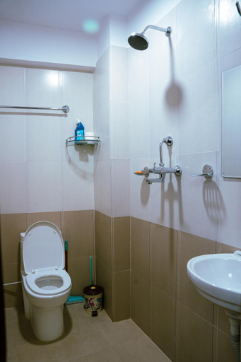 Bathroom, Satsang Homestay, Bagmati