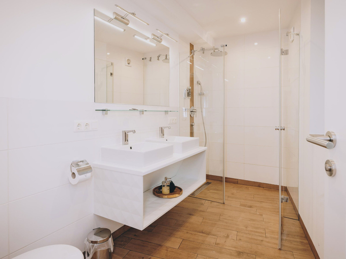 Bathroom 4, Appartements Prielau by we rent, Zell am See