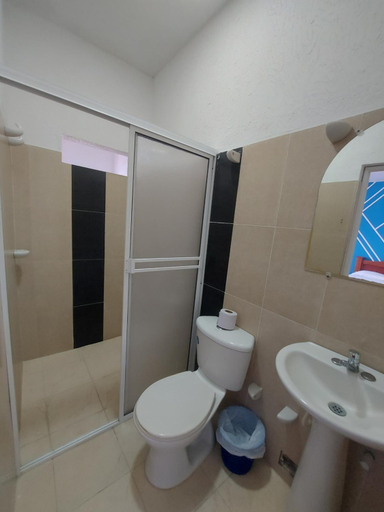 Bathroom, Hotel London, Aguachica
