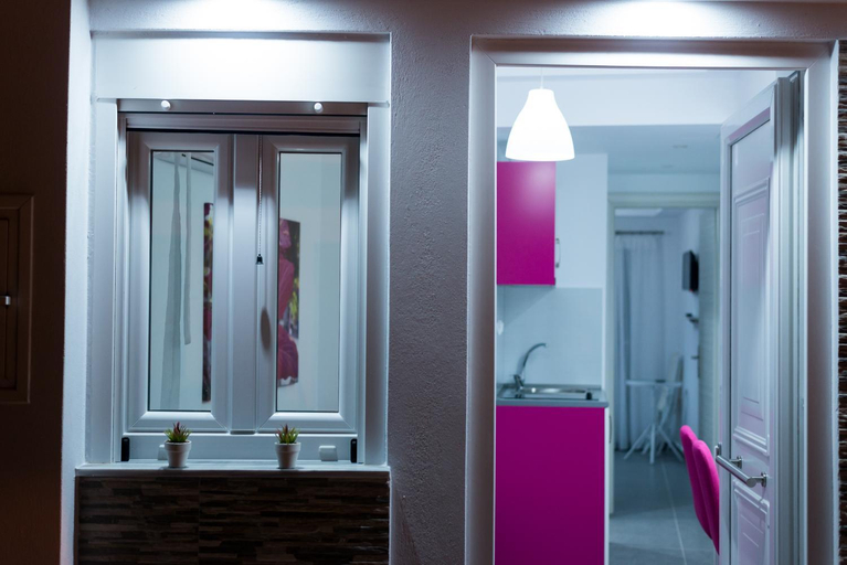 Entrance 4, La central Apartments, East Macedonia and Thrace