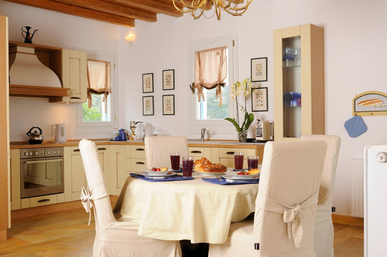 Others 4, Heliades Villas, South Aegean