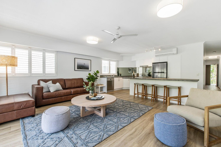 Others 4, 6 Riverside Noosa, Noosa - Noosa-Noosaville